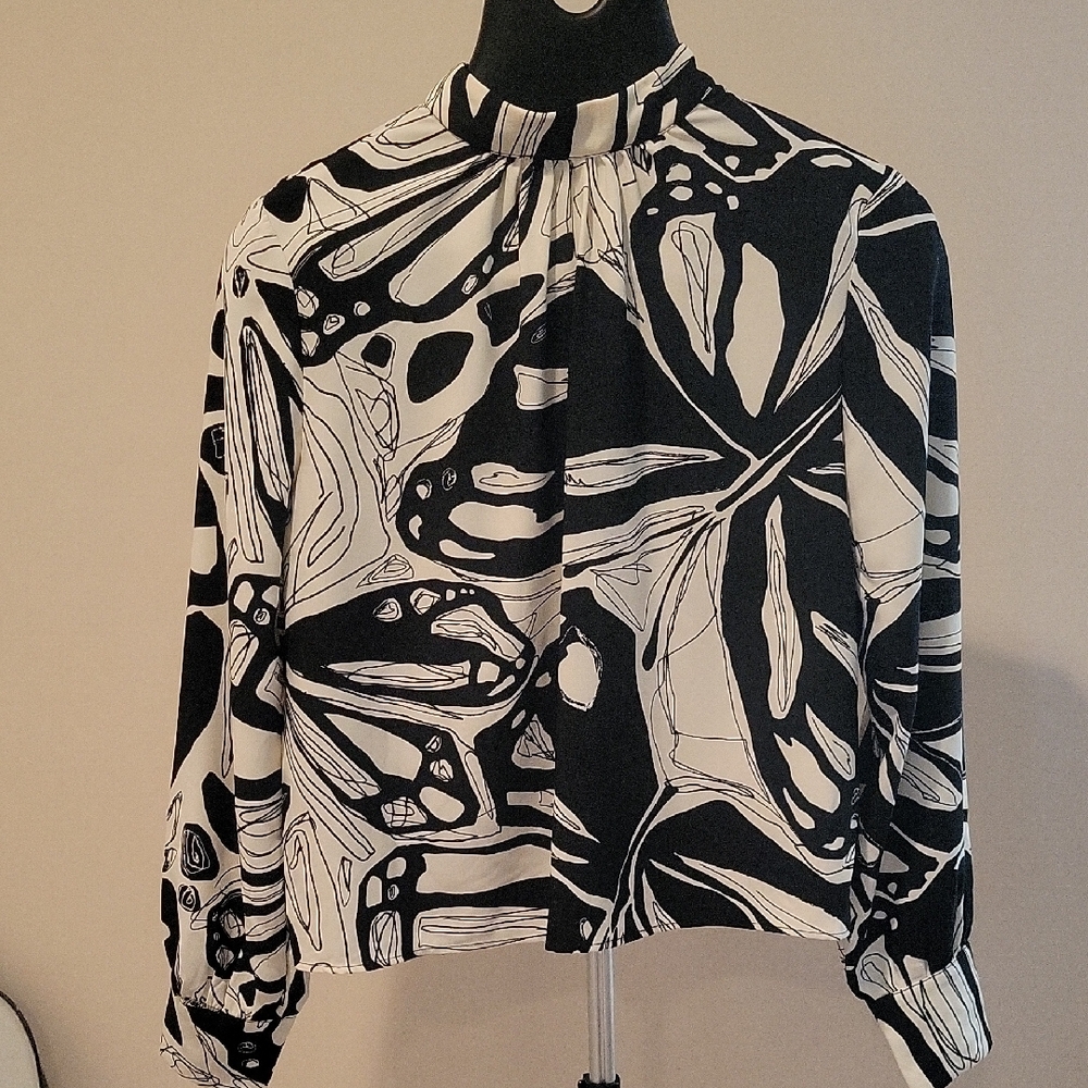 Black and White Abstract Blouse